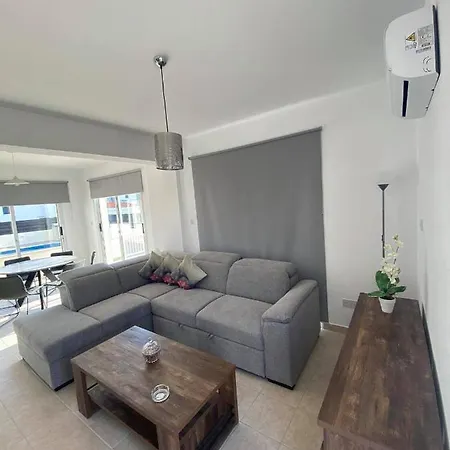 Cosy In Kato With Pool Access * Paphos