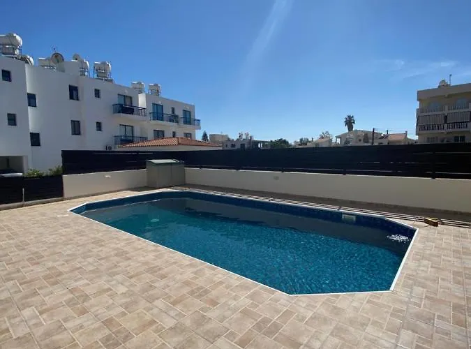 Cosy In Kato With Pool Access Apartment *