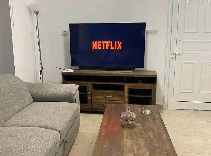 Cosy In Kato With Pool Access Apartment